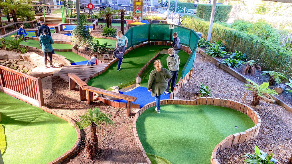 Wetlands Adventure Minigolf. | 703 Wellington Rd, Wheelers Hill VIC 3150, Australia | Phone: (03) 9795 3111