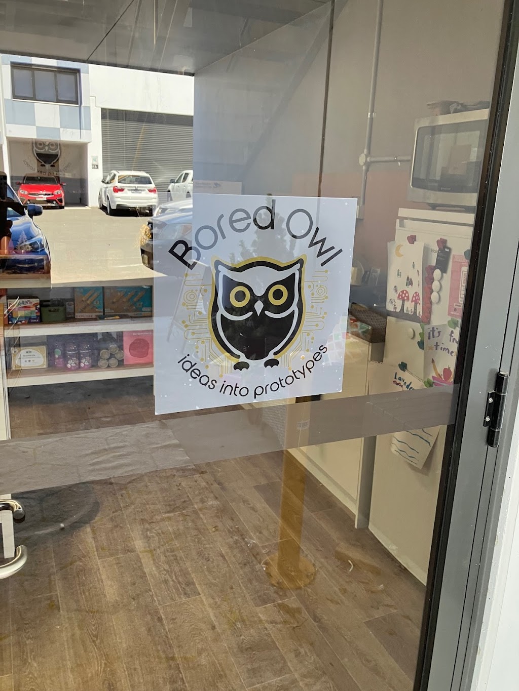 Bored Owl Pty Ltd | 24/7 Waynote Pl, Unanderra NSW 2526, Australia | Phone: 0492 837 238