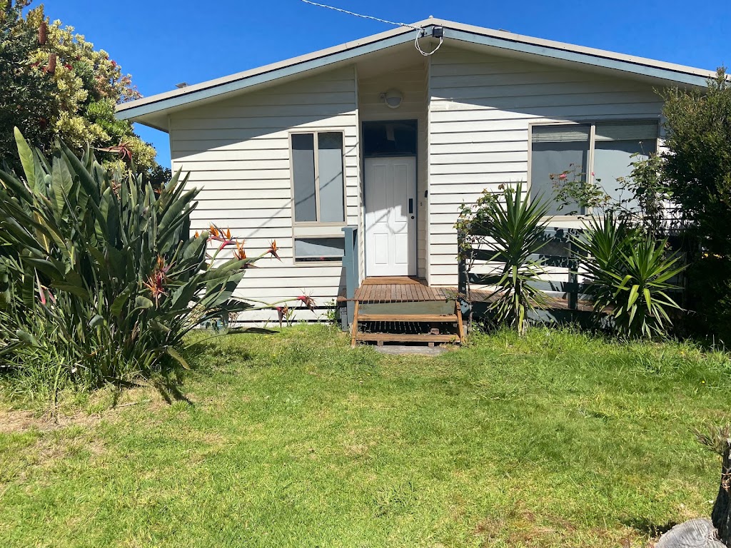 Ocean View Stay | 66 Casino Ave, Apollo Bay VIC 3233, Australia | Phone: 0422 557 016