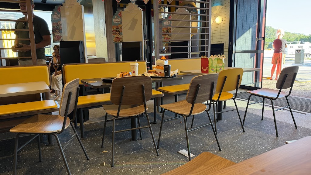 McDonald’s Glass House Mountains II | 4288 Bruce Hwy, Glass House Mountains QLD 4518, Australia | Phone: (07) 5436 3700