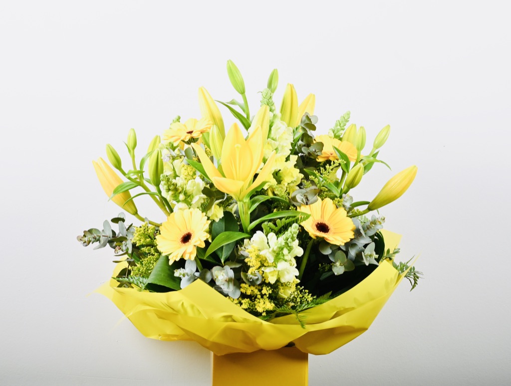 Sandgate Rd Discount Flowers | florist | 1580 Sandgate Rd, Virginia QLD 4014, Australia | 0421699866 OR +61 421 699 866