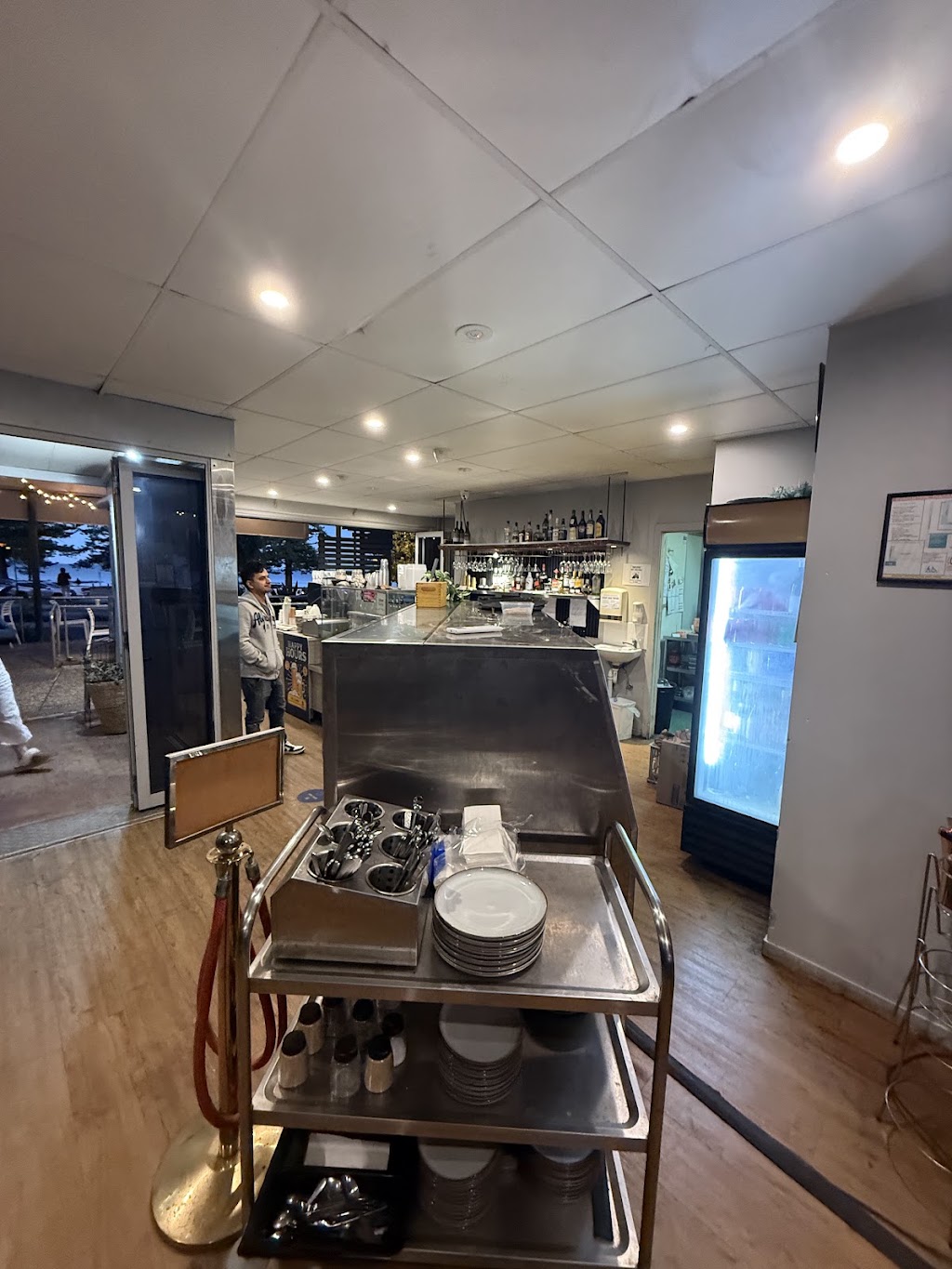 The Flames Seafood & Modern Indian | 1/109 Landsborough Ave, Scarborough QLD 4020, Australia | Phone: (07) 2114 7320