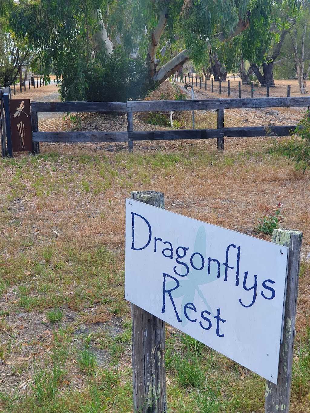 Dragonflys Rest | 31 Ryelands Dr, North Boyanup WA 6210, Australia | Phone: 0407 995 978