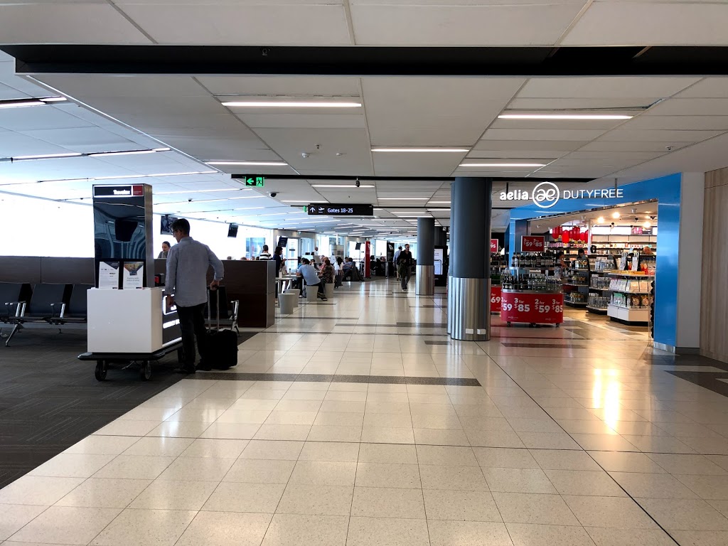 Qantas Domestic Terminal 4 | airport | Fauntleroy Ave, Perth Airport WA 6105, Australia