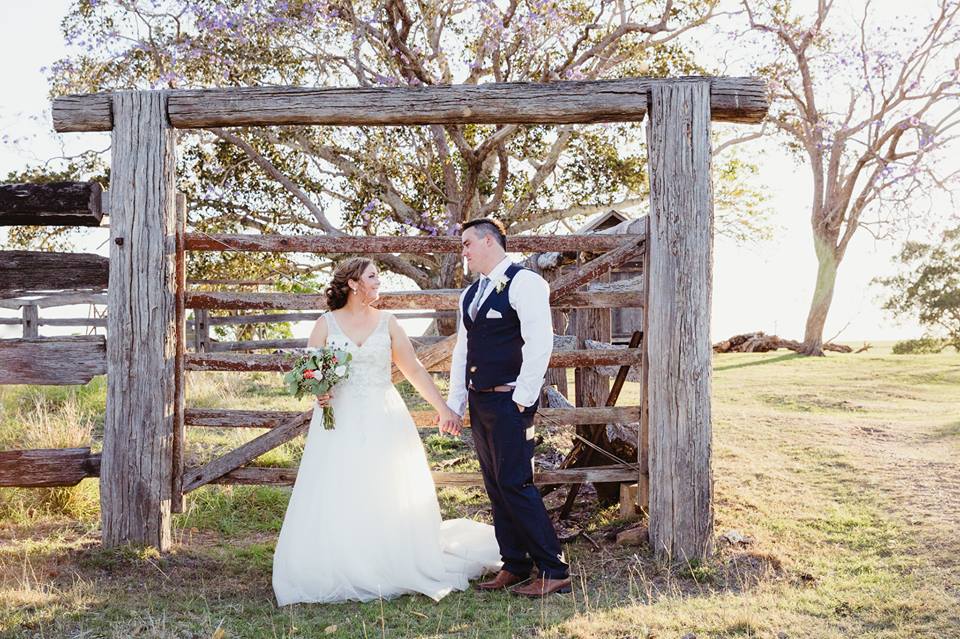 Bebes Farmhouse - Ceremony Venue | 2505 Wivenhoe Somerset Rd, Bryden QLD 4312, Australia | Phone: 0402 498 635