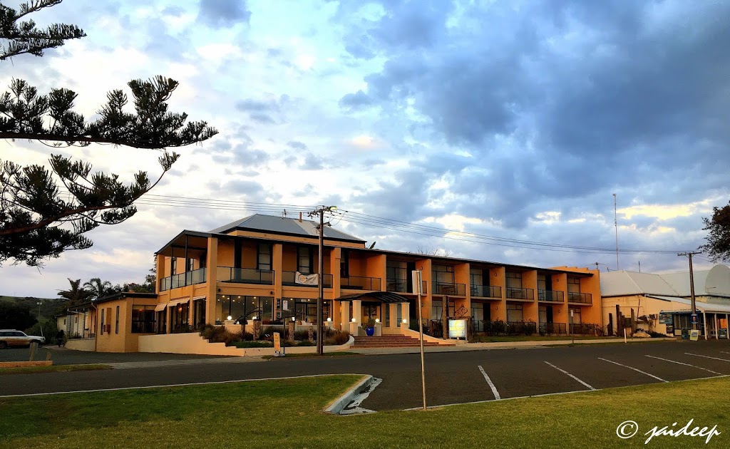 Kangaroo Island Seafront | 49 North Terrace, Penneshaw SA 5222, Australia | Phone: (08) 8553 1028