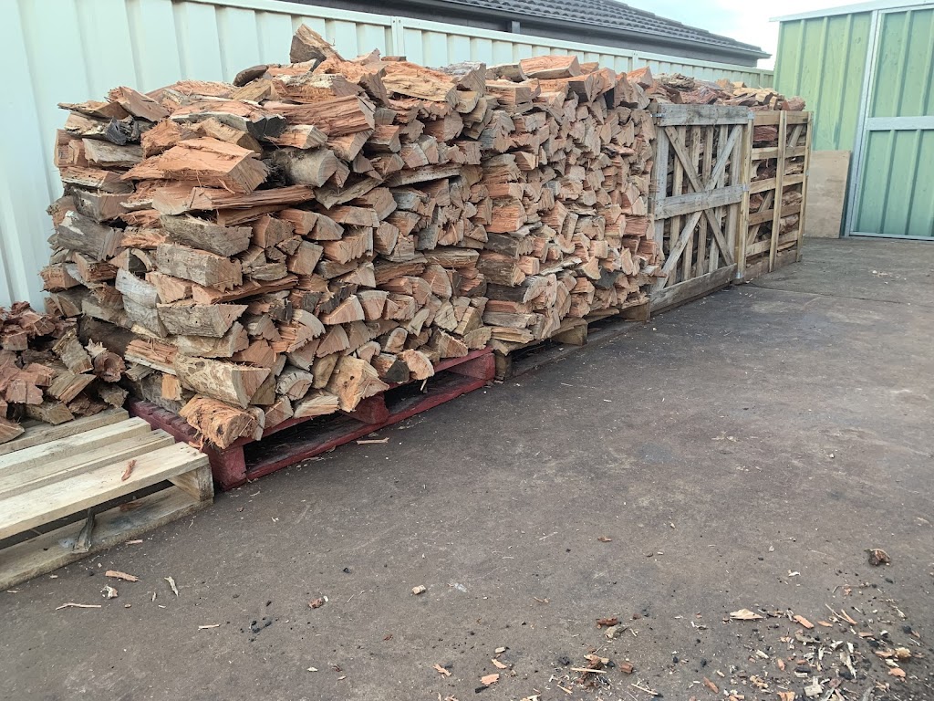 Sydney Wheeliebin firewood | 1 Celeste Ct, Rooty Hill NSW 2766, Australia | Phone: 0432 251 487
