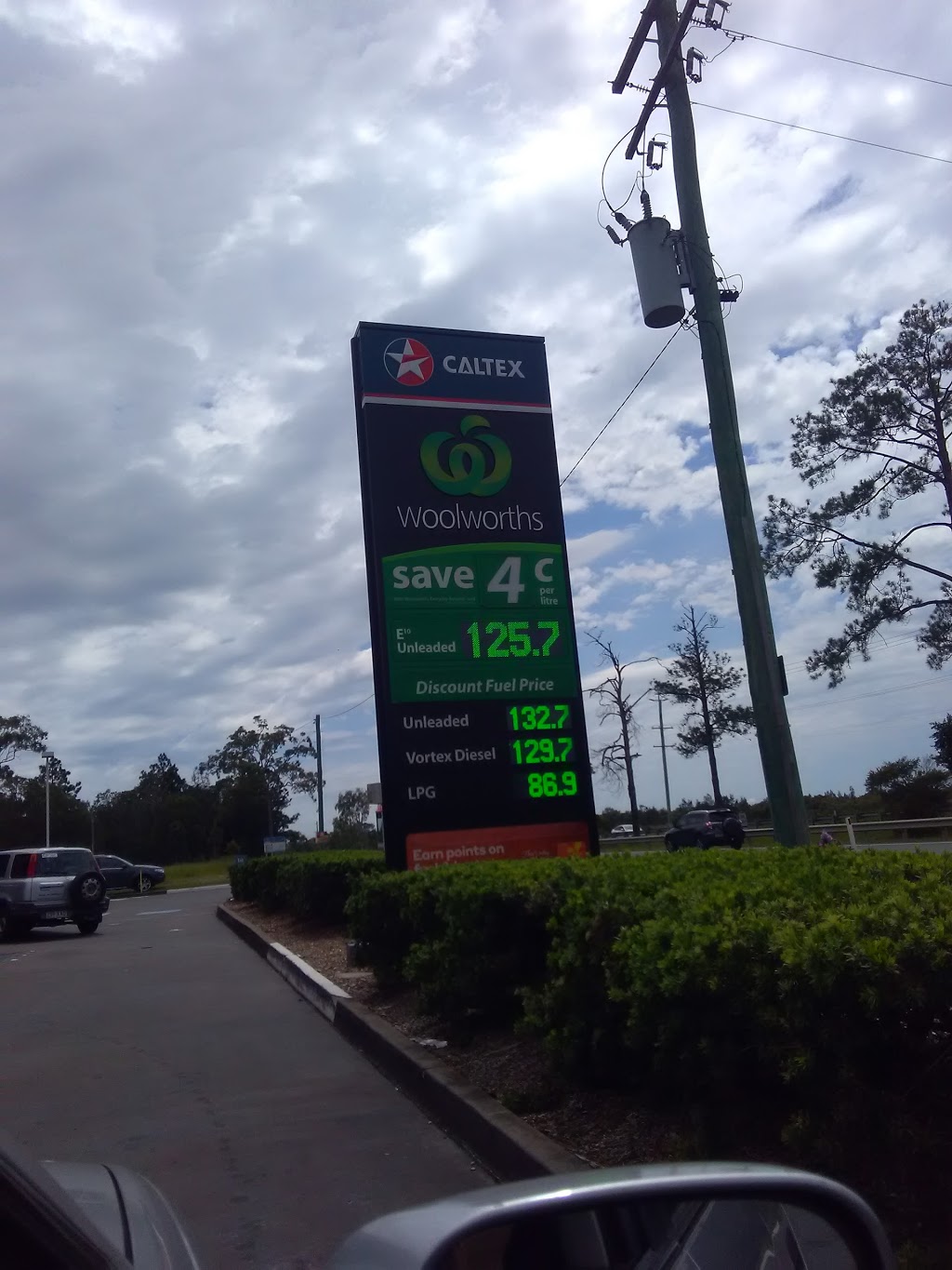 Caltex Woolworths | gas station | Anzac Ave & Josey Rd, Mango Hill QLD 4509, Australia | 0732041971 OR +61 7 3204 1971