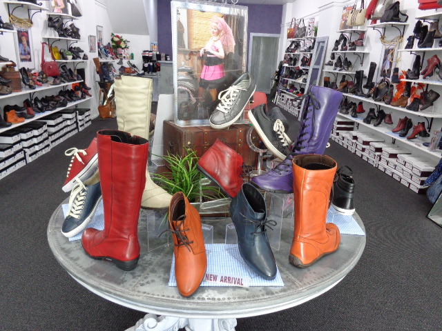 Easy Living Footwear | shoe store | 94 William St, Bathurst NSW 2795, Australia | 0263323822 OR +61 2 6332 3822
