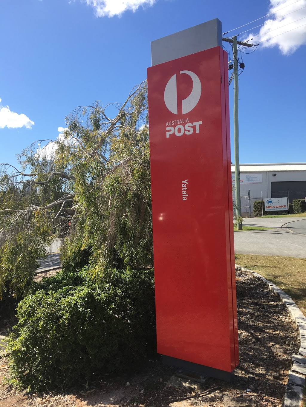 Australia Post Yatala Delivery Centre | post office | 3 Binary St, Yatala QLD 4207, Australia | 137678 OR +61 137678