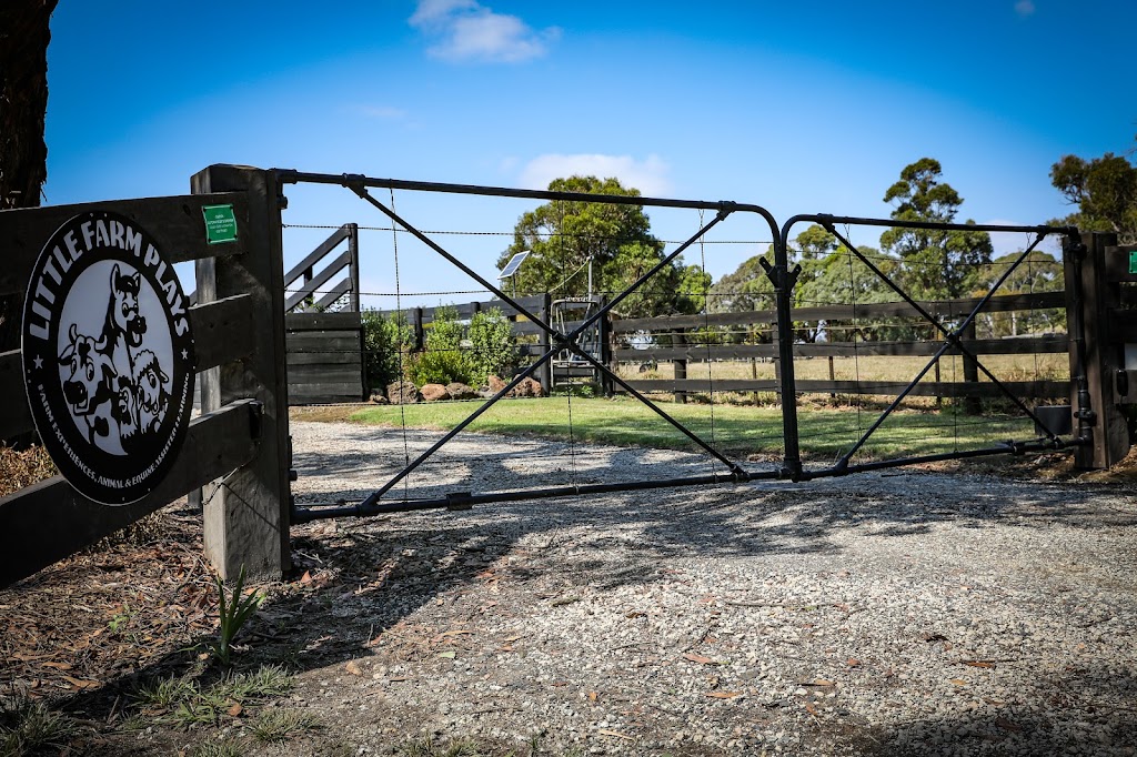 Little Farm Plays | 170 Thewlis Rd, Pakenham VIC 3810, Australia | Phone: 0409 197 969