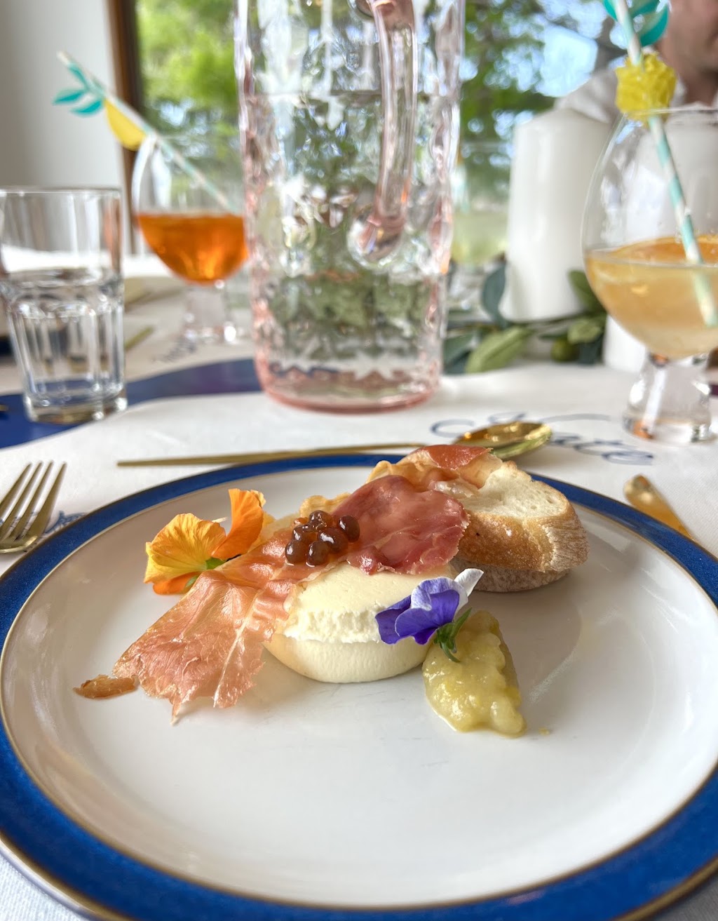 Dine In | 13 Day Ave, Figtree NSW 2525, Australia | Phone: 0432 804 952