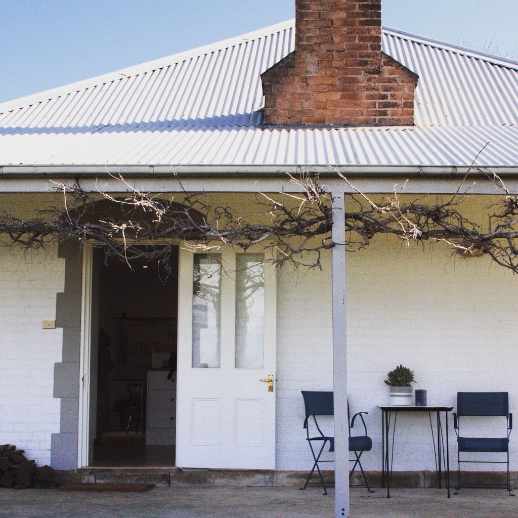 Old Schoolhouse, Milton | lodging | 423 Croobyar Rd, Milton NSW 2538, Australia | 0244557086 OR +61 2 4455 7086