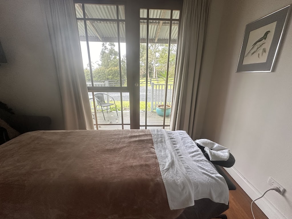 Seung Young Mobile massage | 531 Mount Scanzi Rd, Kangaroo Valley NSW 2577, Australia | Phone: 0432 860 569