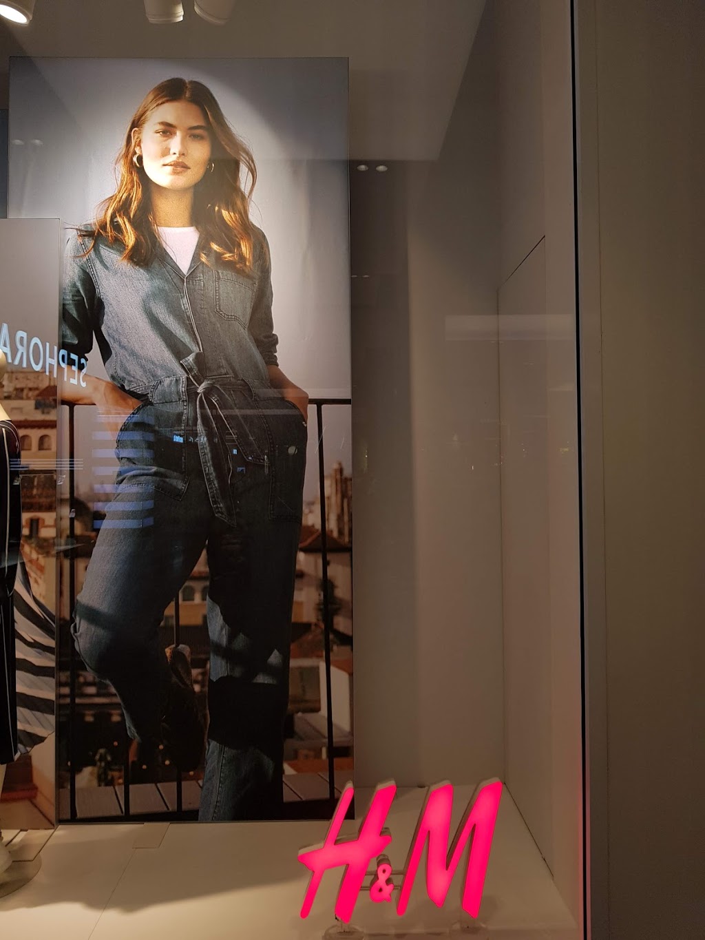 H&M | 1 Bay St, Ultimo NSW 2007, Australia | Phone: 1800 828 002