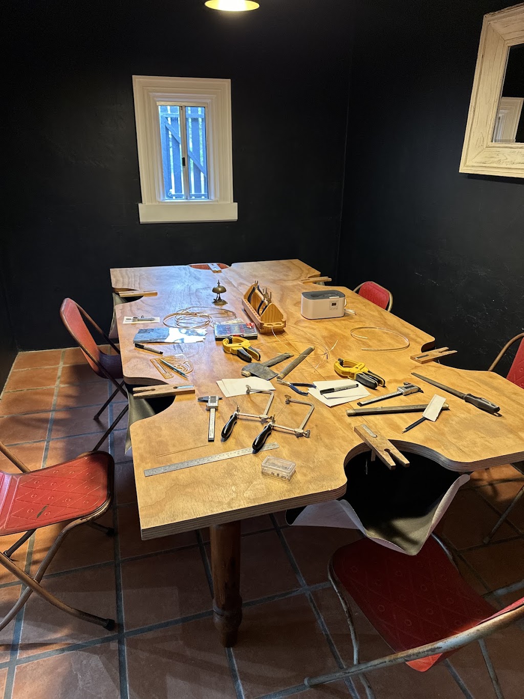 The Makers Shed | 80 Tenterfield St, Deepwater NSW 2371, Australia | Phone: 0450 039 320
