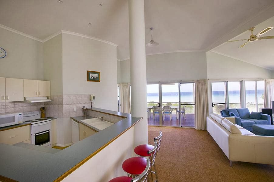 Malibu Lodge | Lot 302 De Couedie Drive, Island Beach SA 5222, Australia | Phone: (08) 8331 3059