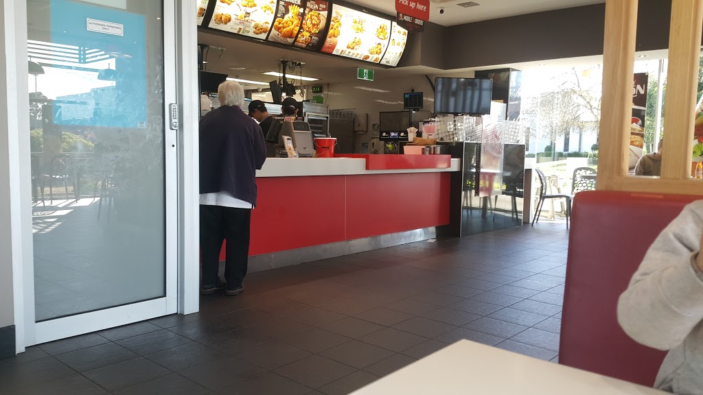 KFC Doncaster | 822-824 Doncaster Rd, Doncaster VIC 3108, Australia | Phone: (03) 9848 1576