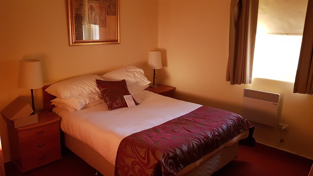 Linaker Hotel | lodging | Beechworth VIC 3747, Australia | 0357282618 OR +61 3 5728 2618
