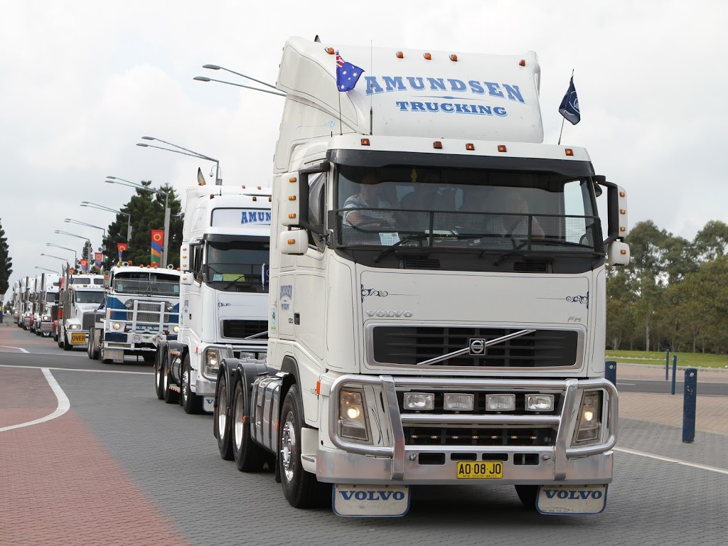 Amundsen Trucking | 29 Elizabeth St, Riverstone NSW 2765, Australia | Phone: (02) 9627 3316