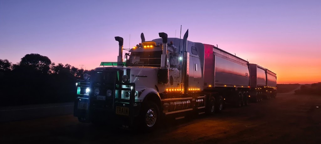 G&B Haulage | 39 Shark Lake Rd, Monjingup WA 6450, Australia | Phone: 0417 971 551