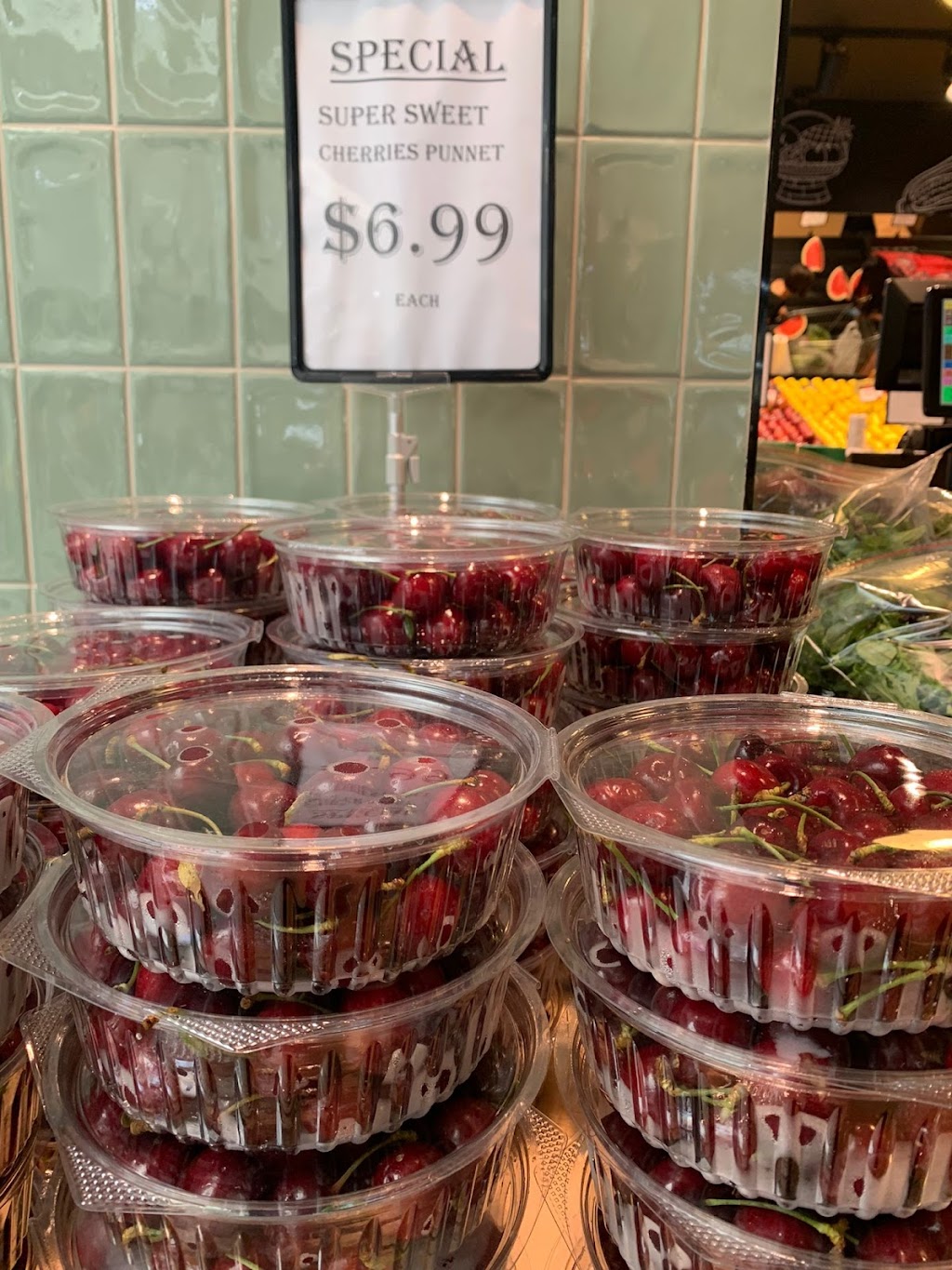 Wynnum Fruit Basket | Shop 43 - 44 Wynnum Plaza Shopping Centre, 2021 Wynnum Rd, Wynnum West QLD 4178, Australia | Phone: (07) 3157 3977