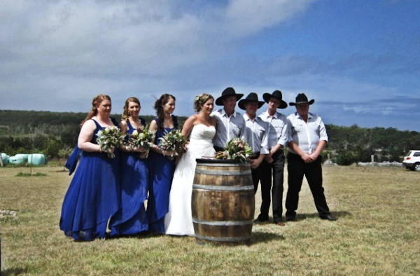 Karen Ambrose Weddings | 8 Lowana Cl, Tapitallee NSW 2540, Australia | Phone: 0418 799 694