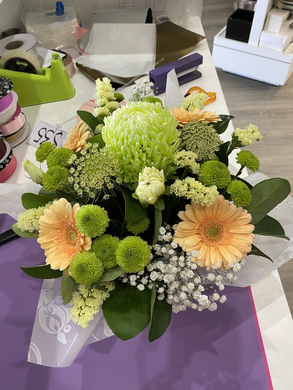 Le Fleuriste | florist | Shop 4/52 Gov Macquarie Dr, Chipping Norton NSW 2170, Australia | 0287647220 OR +61 2 8764 7220