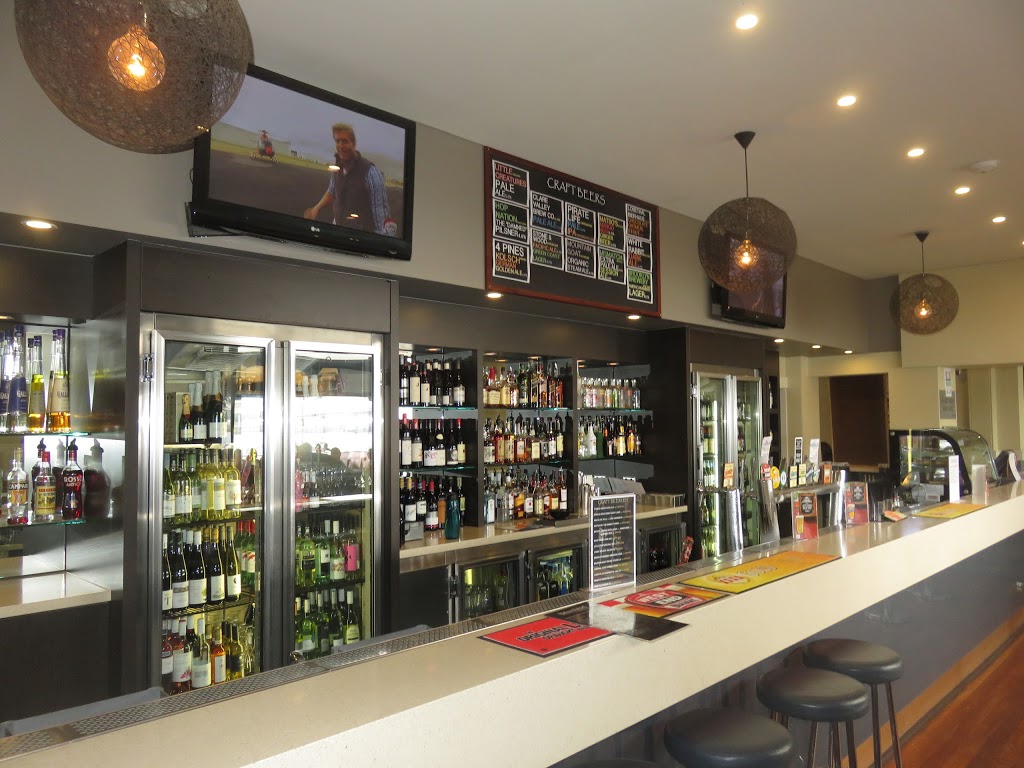 The Birkenhead Tavern | restaurant | 3/7 Riverview St, Birkenhead SA 5015, Australia | 0884496558 OR +61 8 8449 6558