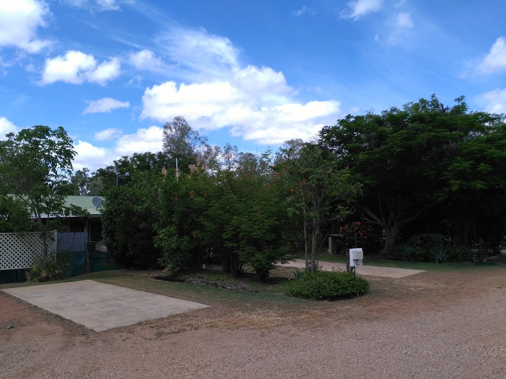 Gemseekers Caravan Park | 10 Vane -Tempest rd, Rubyvale QLD 4702, Australia | Phone: (07) 4985 4175