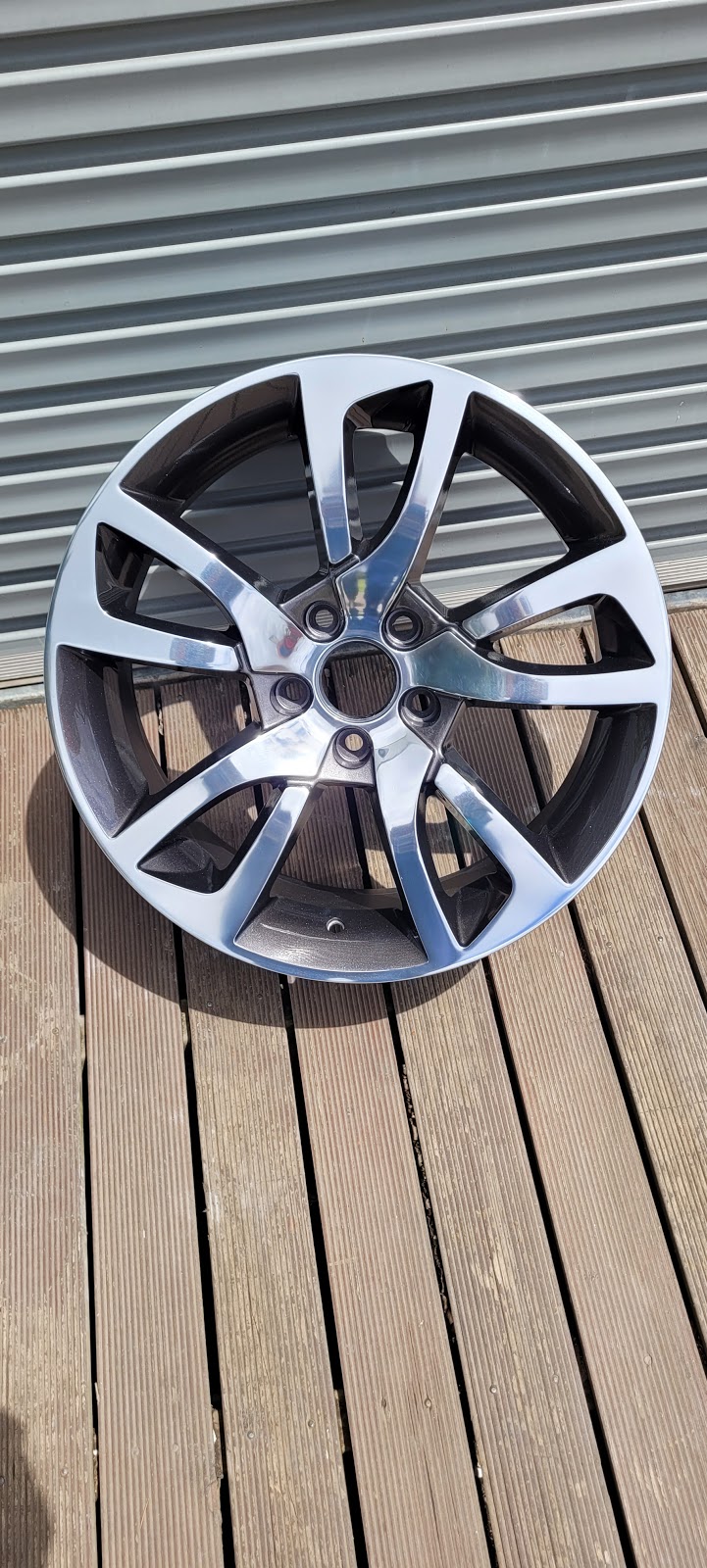 jds wheel restorations | 281 Princes Dr, Morwell VIC 3840, Australia | Phone: 0422 022 906