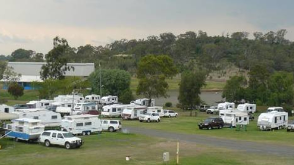 Toowoomba Showgrounds Caravan Park | rv park | Frank Thomas Ave, Glenvale QLD 4350, Australia | 0746347400 OR +61 7 4634 7400