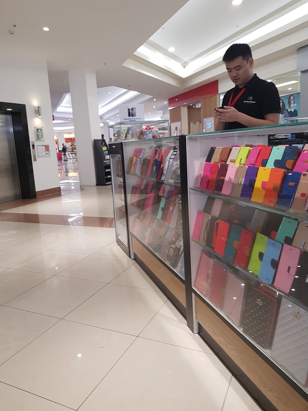 Bro Fix Phones(Phone repair, Trade and Accessories) | Shop K1/55 Creek Rd, Mount Gravatt East QLD 4122, Australia | Phone: 0452 181 723