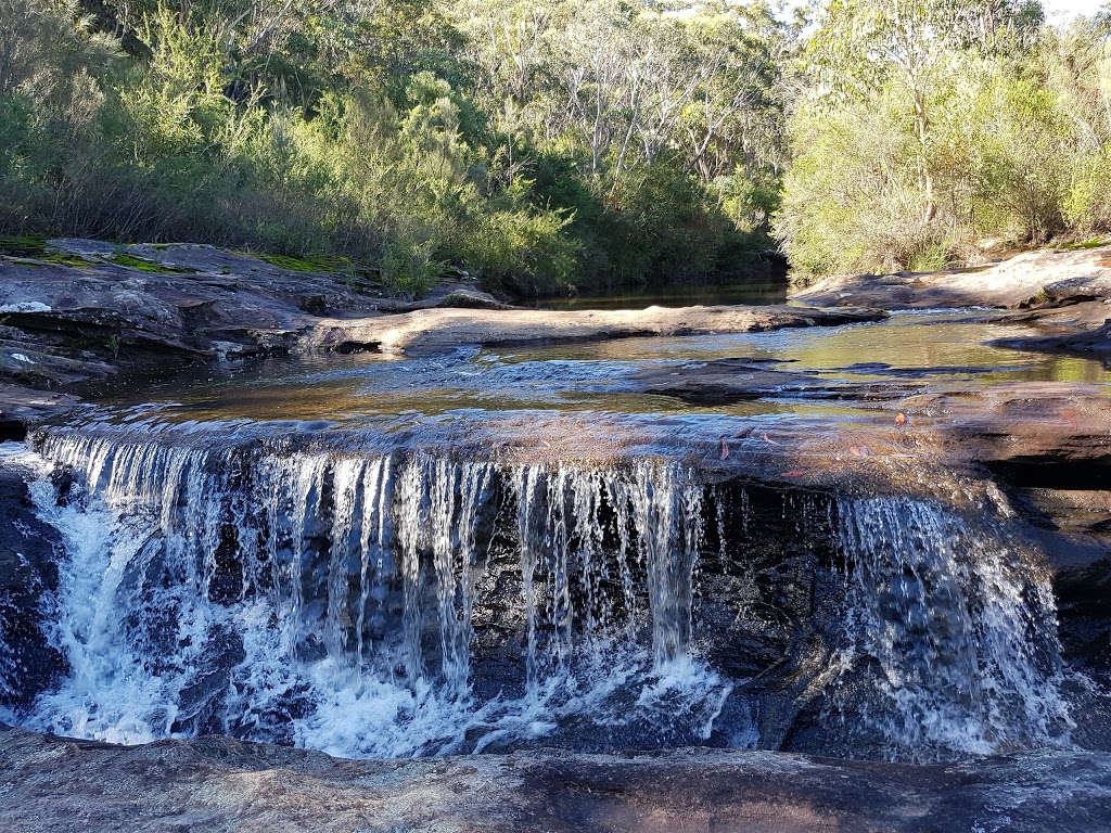 kingfisher Pool | park | Heathcote NSW 2233, Australia | 0295420648 OR +61 2 9542 0648