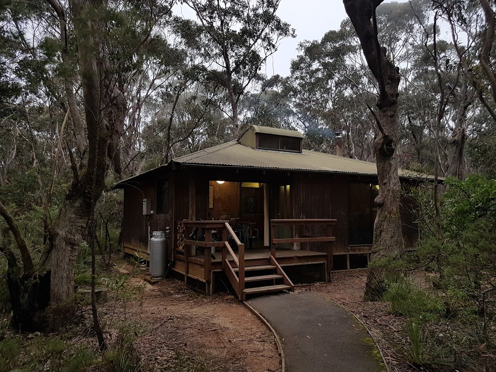 Jemby-Rinjah Eco Lodge | 336 Evans Lookout Rd, Blackheath NSW 2785, Australia | Phone: (02) 4787 7622