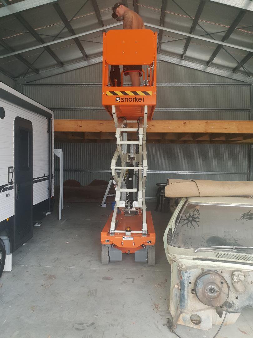 GC Scissor LIft Hire | 20 Queens Park Circuit, Oxenford QLD 4210, Australia | Phone: 0449 932 403