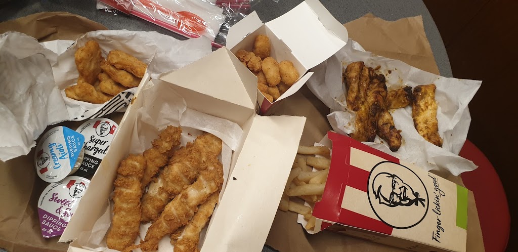 KFC Atwell | meal takeaway | 5 Armadale Rd, Jandakot WA 6164, Australia | 0893958563 OR +61 8 9395 8563