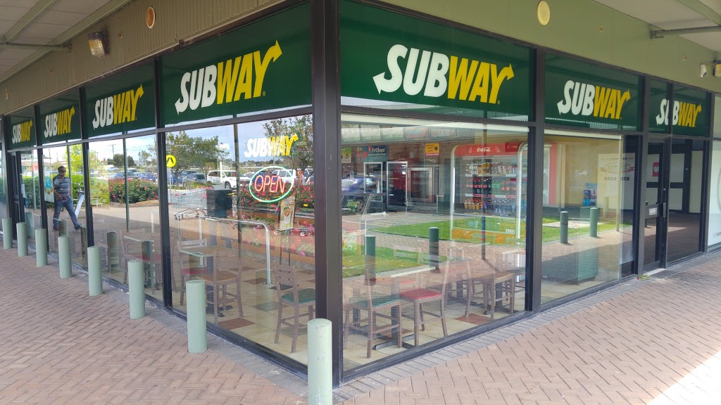 Subway | restaurant | 26 Aldinga Beach Rd, Aldinga Beach SA 5173, Australia | 0885566466 OR +61 8 8556 6466