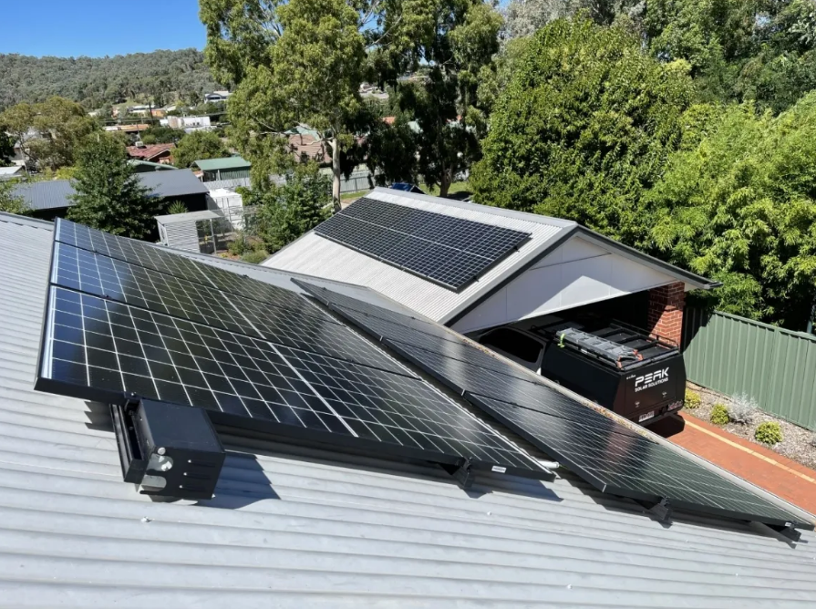 Peak Solar & Electrical |  | 33 Southgate Dr, Leneva VIC 3691, Australia | 0422055493 OR +61 422 055 493