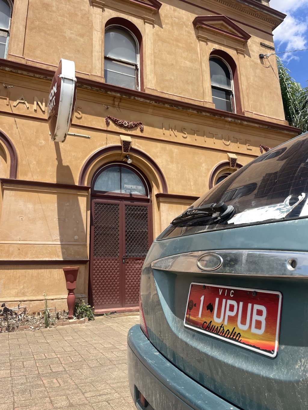 Steelwool Tavern | 27 Carlisle St, Wunghnu VIC 3635, Australia | Phone: (03) 5834 7715