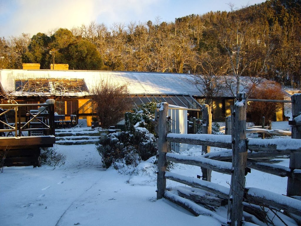 Crackenback Farm Guesthouse | 914 Alpine Way, Crackenback NSW 2627, Australia | Phone: (02) 6456 2601