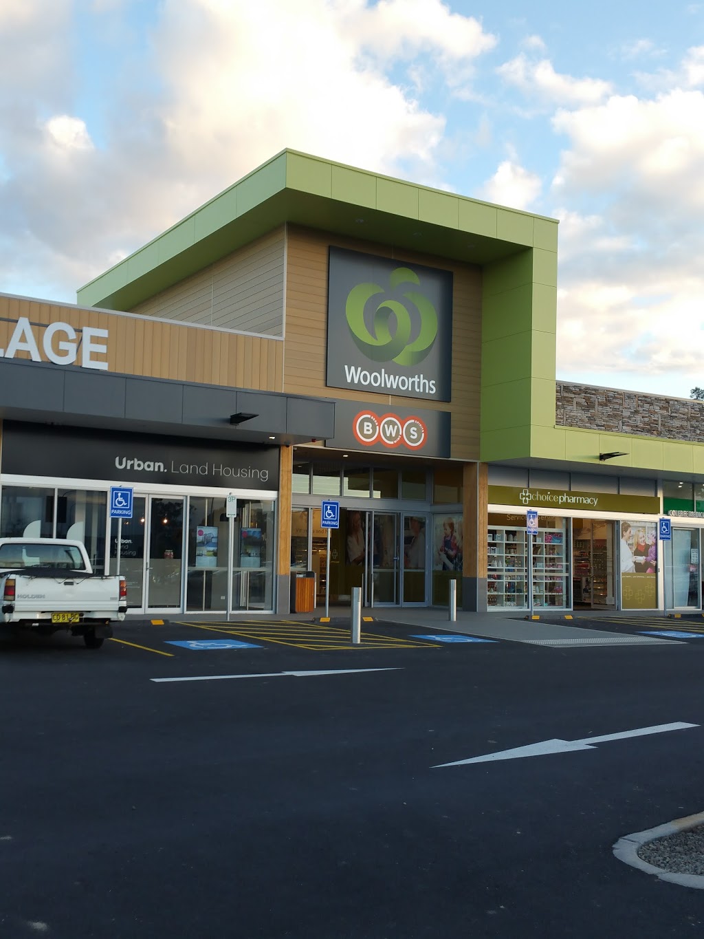 Greenway Village | shopping mall | 799 Richmond Rd, Colebee NSW 2761, Australia | 0297611805 OR +61 2 9761 1805