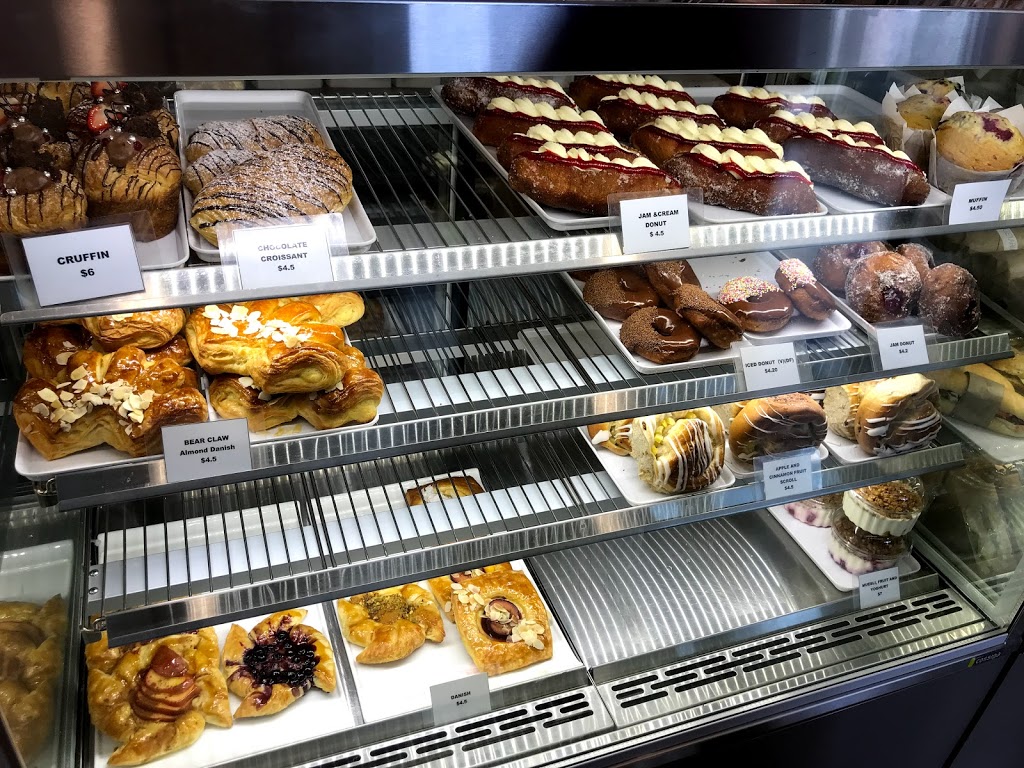 Bobs Bakery | bakery | 137 Front St, Hamilton Island QLD 4803, Australia | 0749468281 OR +61 7 4946 8281