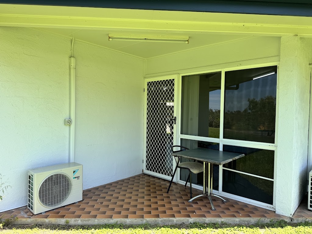 Bulgon Lodge | 7833 Peter Delemothe Rd, Collinsville QLD 4804, Australia | Phone: 0427 928 428