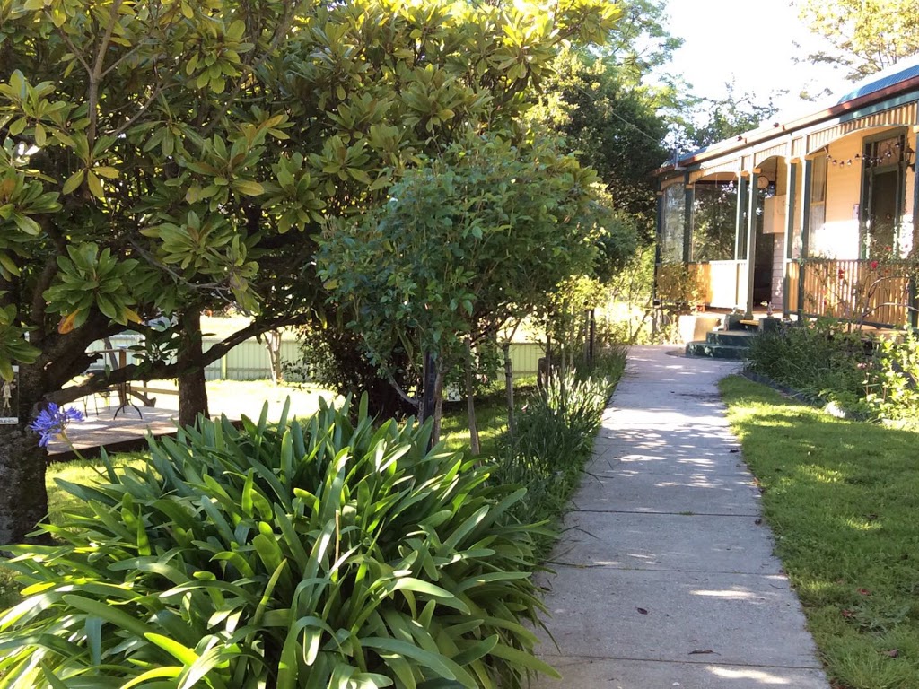 Cygnets Secret Garden | lodging | 7 Mary St, Cygnet TAS 7112, Australia | 0362950223 OR +61 3 6295 0223