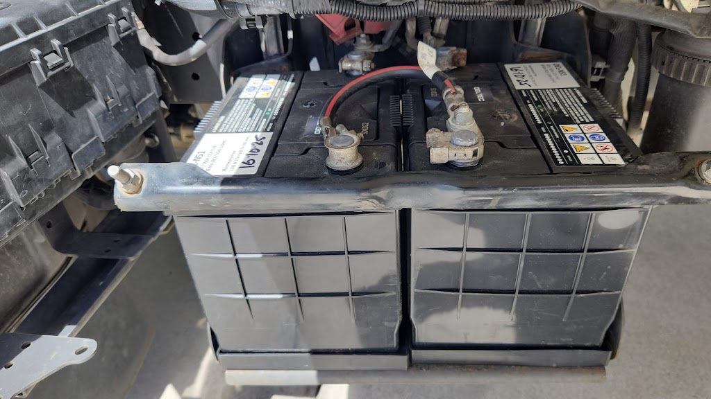 Battery Australia | 5/17 Benronalds St, Seventeen Mile Rocks QLD 4073, Australia | Phone: 0492 979 067