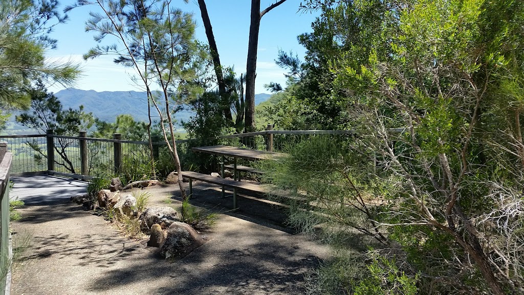 Newbys Lookout | tourist attraction | Lansdowne Forest NSW 2430, Australia | 0265524097 OR +61 2 6552 4097