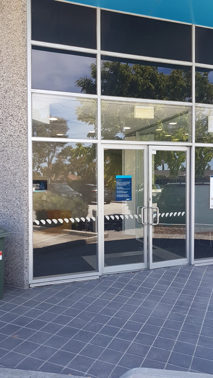 ANZ Business Centre | bank | 27 Keilor Park Dr, Keilor Park VIC 3042, Australia