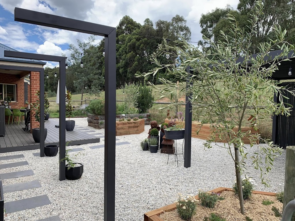 DGM Landscaping | 427 Beechworth-Wangaratta Rd, Beechworth VIC 3747, Australia | Phone: 0431 687 362