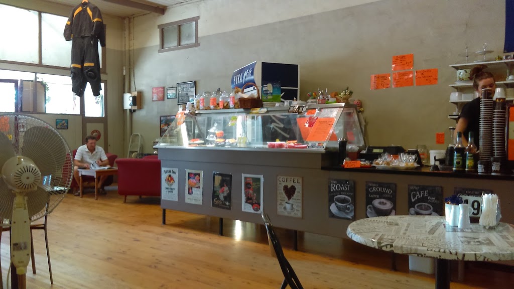 Motofinish Cafe | food | 27 High St, Rushworth VIC 3612, Australia | 0438018192 OR +61 438 018 192